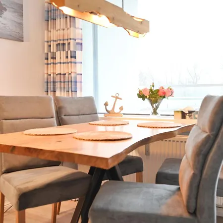 Apartmán Uttiet Mit Meeresblick 1-4-6 *